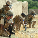Illustration for article titled US Soldier Explains Why He Uses a Rifle Stock to Shoot Photographs